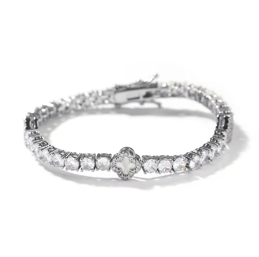 CLOVER BRACELET