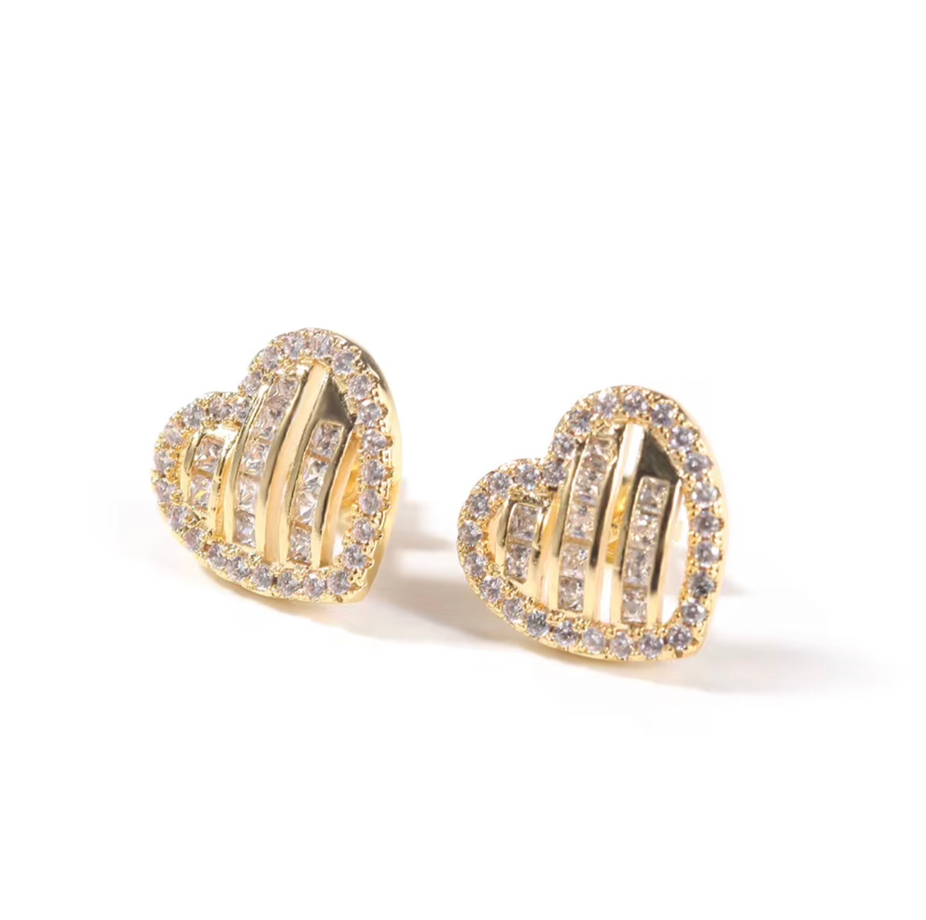 OPEN HEART EARRINGS