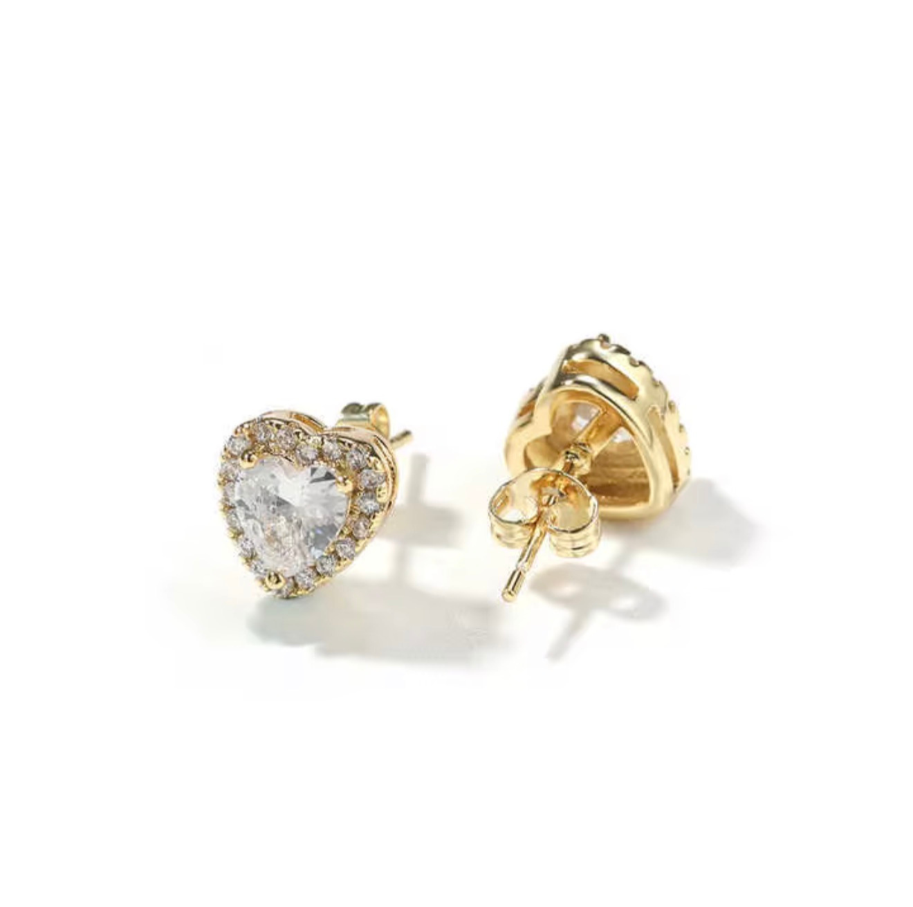 CUTSY HEART EARRINGS